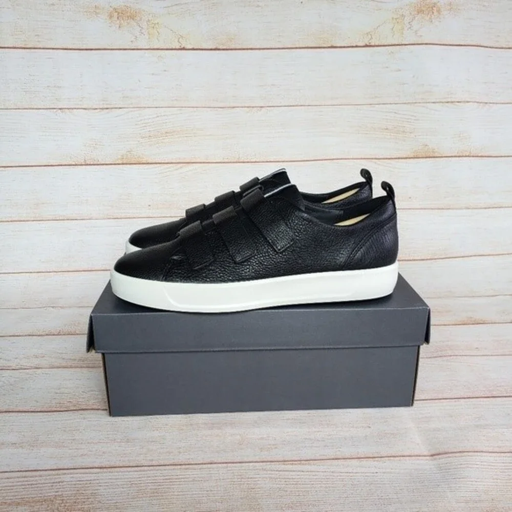 ECCO Soft 8 Ladies Leather Walking Comfortable Shoes w/ Velcro Closure in Black